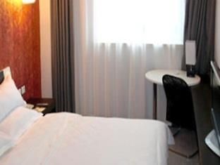 Fairyland Hotel Xiaodong Street Kunming Bagian luar foto